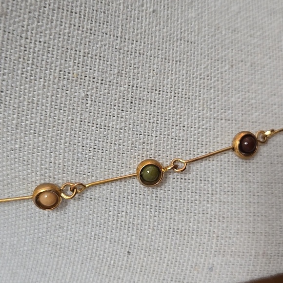 DAINTY GOLD TONE LINK NECKLACE - Picture 3 of 4